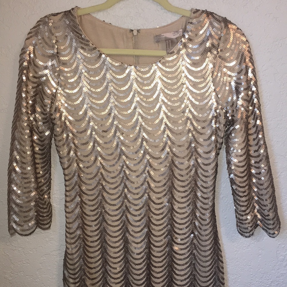 Champagne Scalloped Sequin Dress - Forever 21